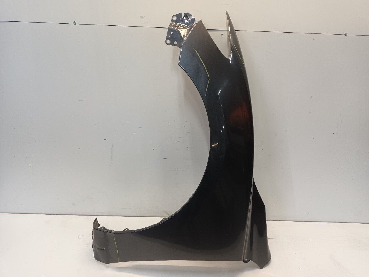 Voorscherm links Mazda 6, Onderdelen@venauto.nl, Van der Ven Autorecycling B.V., Gebruikt, Ettenseweg 76, 4706 PB Roosendaal, The Netherlands