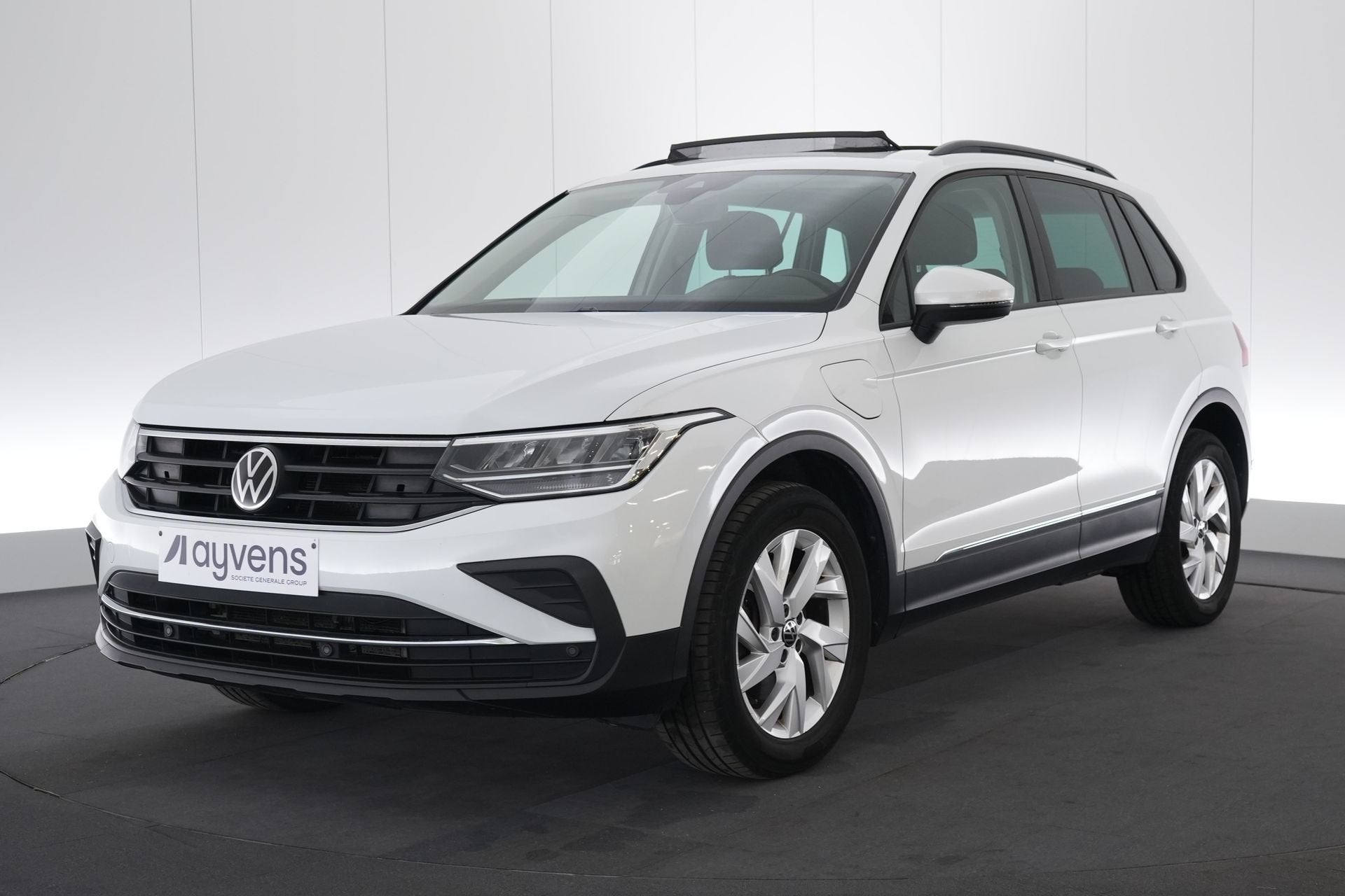 (2CFC969) VOLKSWAGEN TIGUAN, 1395 cm³, Achat, Entreprise, Carnet d'entretien