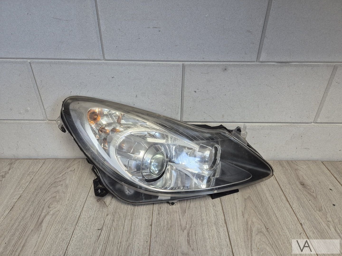 Opel Corsa D 2006 -2010 koplamp rechts met AFL 13186386 €150, -, Opel, Utilisé, -