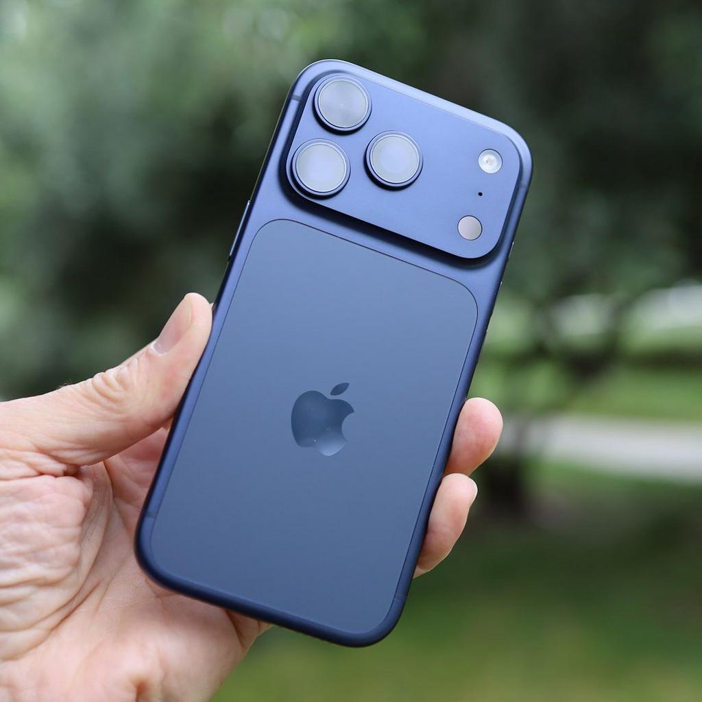 Iphone 17 pro max, Télécoms, Téléphonie mobile | Housses, Coques & Façades | Apple iPhone, Enlèvement ou Envoi, Comme neuf, IPhone 17