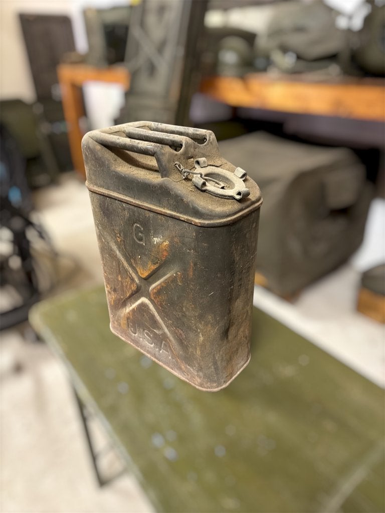 Jerrican  essence  1942 conco, Collections, Objets militaires | Seconde Guerre mondiale, Enlèvement, Armée de terre