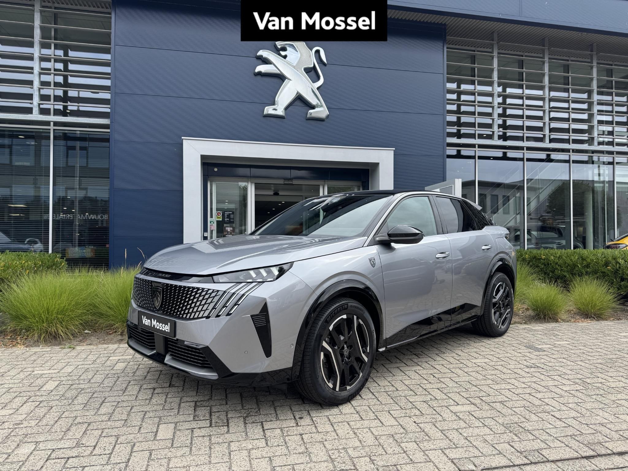 Peugeot 3008 e-3008 210 GT+open dak (automatique), Autos, Argent ou Gris, Achat, 157 kW, 5 portes