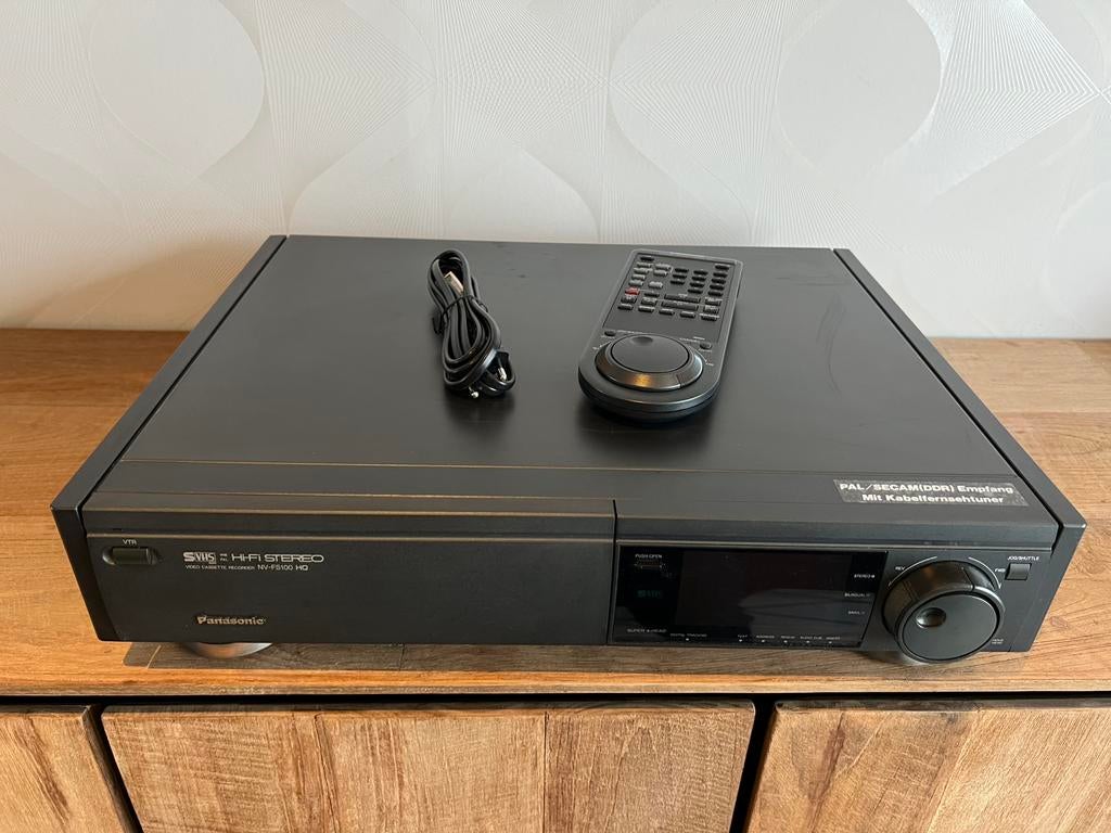 Panasonic NV-FS100 S-VHS, Audio, Tv en Foto, Videospelers, Ophalen of Verzenden, Refurbished
