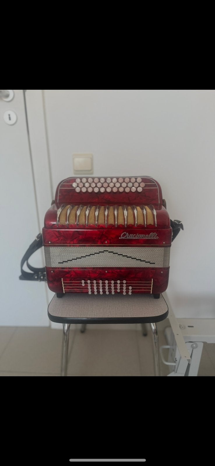 Accordéon d’étud crucianeli, Met koffer, Zo goed als nieuw, Knopaccordeon, Ophalen
