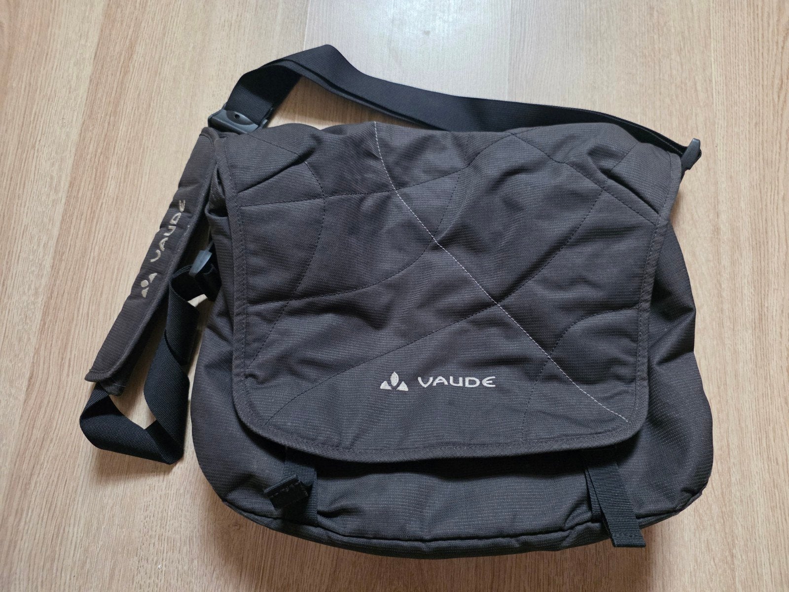 Sac à vélo/ordinateur portable/bandoulière Vaude, Enlèvement ou Envoi, Comme neuf, Noir, Autres marques