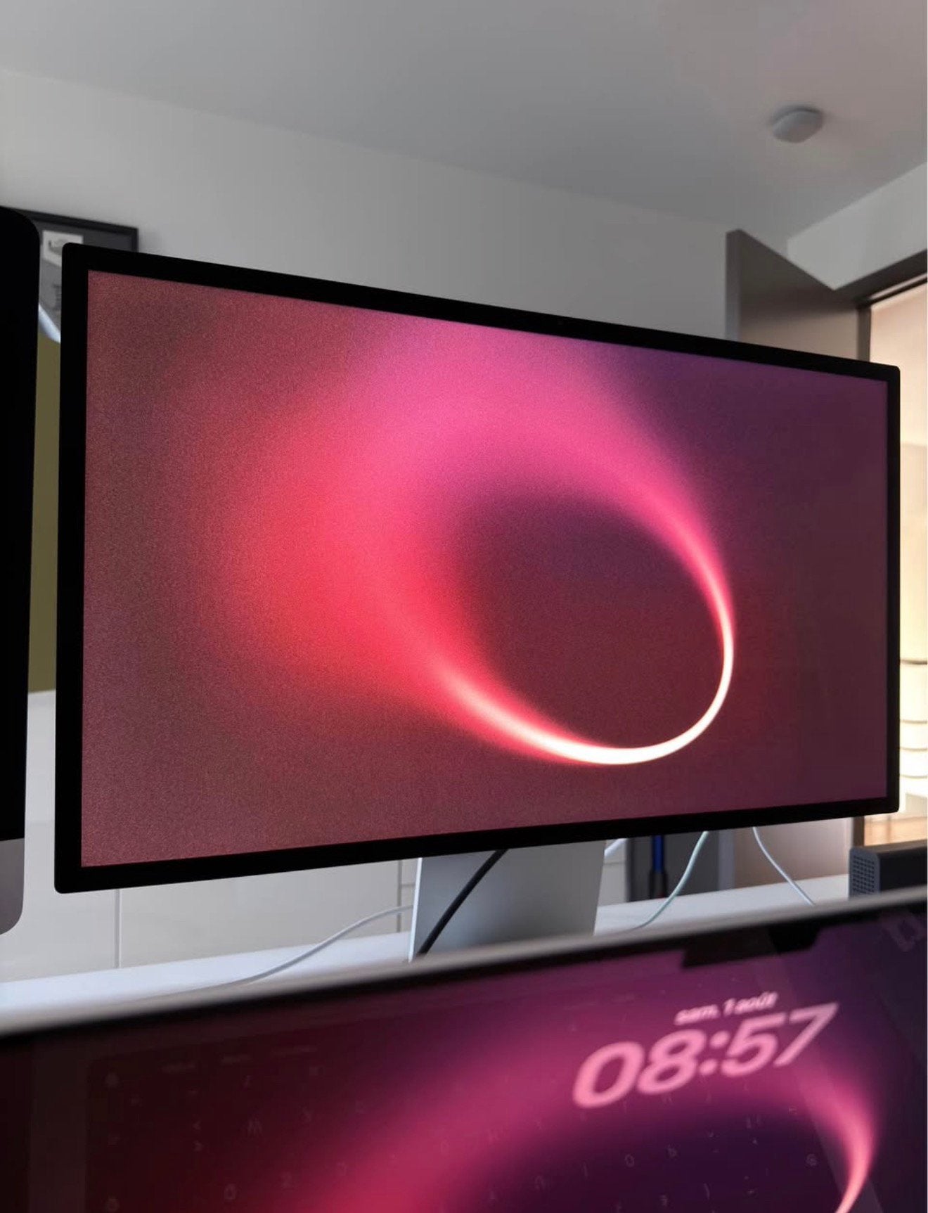 Apple Studio Display (modèle 2022) Mars 2026 - garanti 2 ans, Computers en Software, Monitoren, Ophalen, Kantelbaar, Zo goed als nieuw