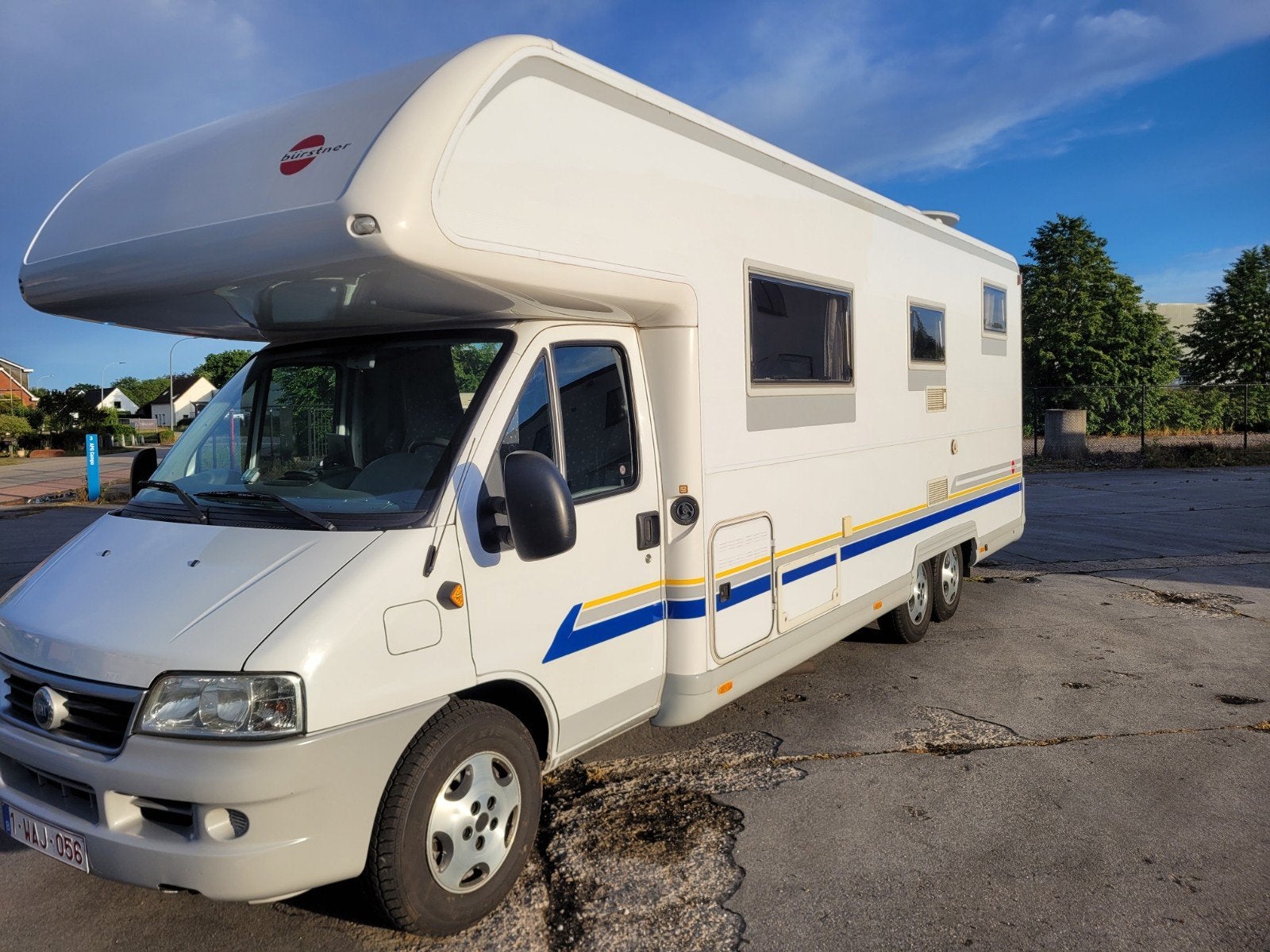 zeer ruime burstner A747-2, Caravans en Kamperen, Alkoof, Fiat, Vloeistofverwarming, Bürstner