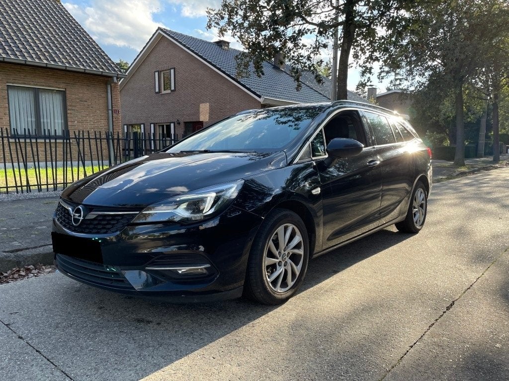 Opel Astra Benzine 110PK – Topuitvoering – Gekeurd, Auto's, Voorwielaandrijving, Zwart, Leder, 5 deurs