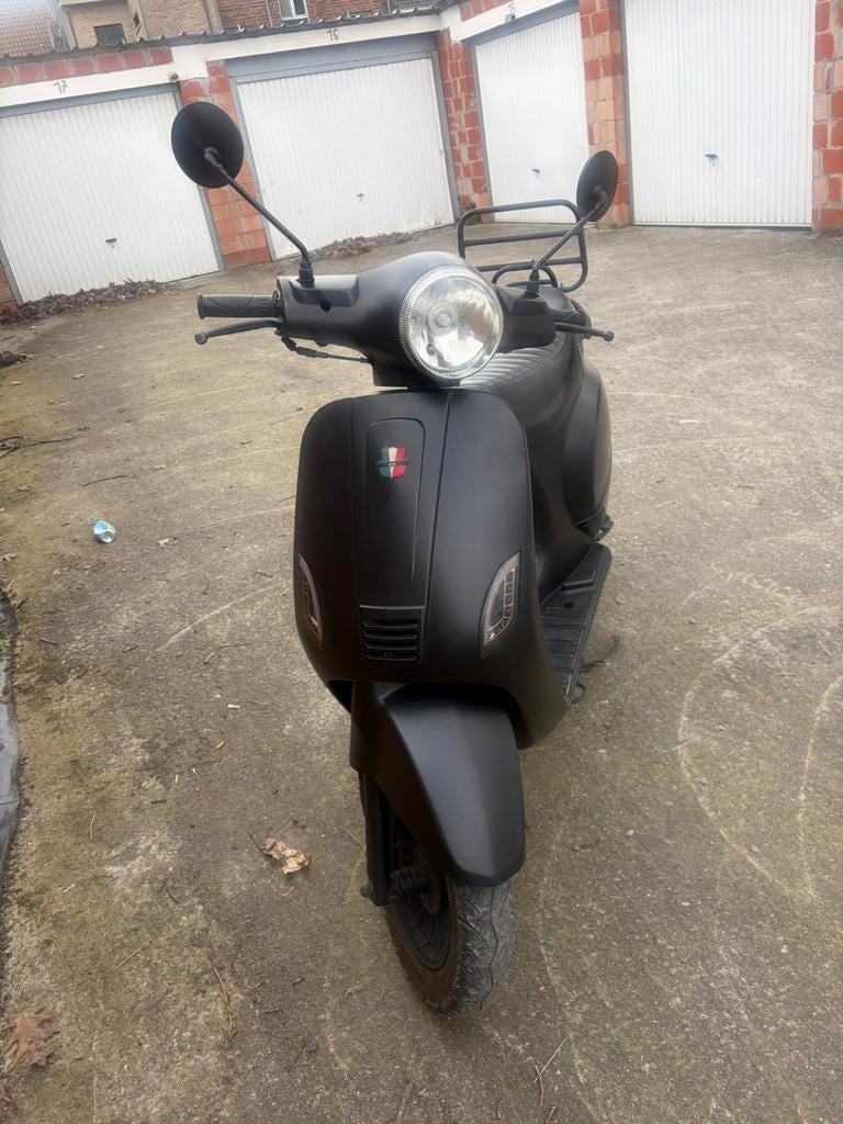 GTS Toscana A-klasse Scooter – Onbegrensd – LED Verlichting, Enlèvement