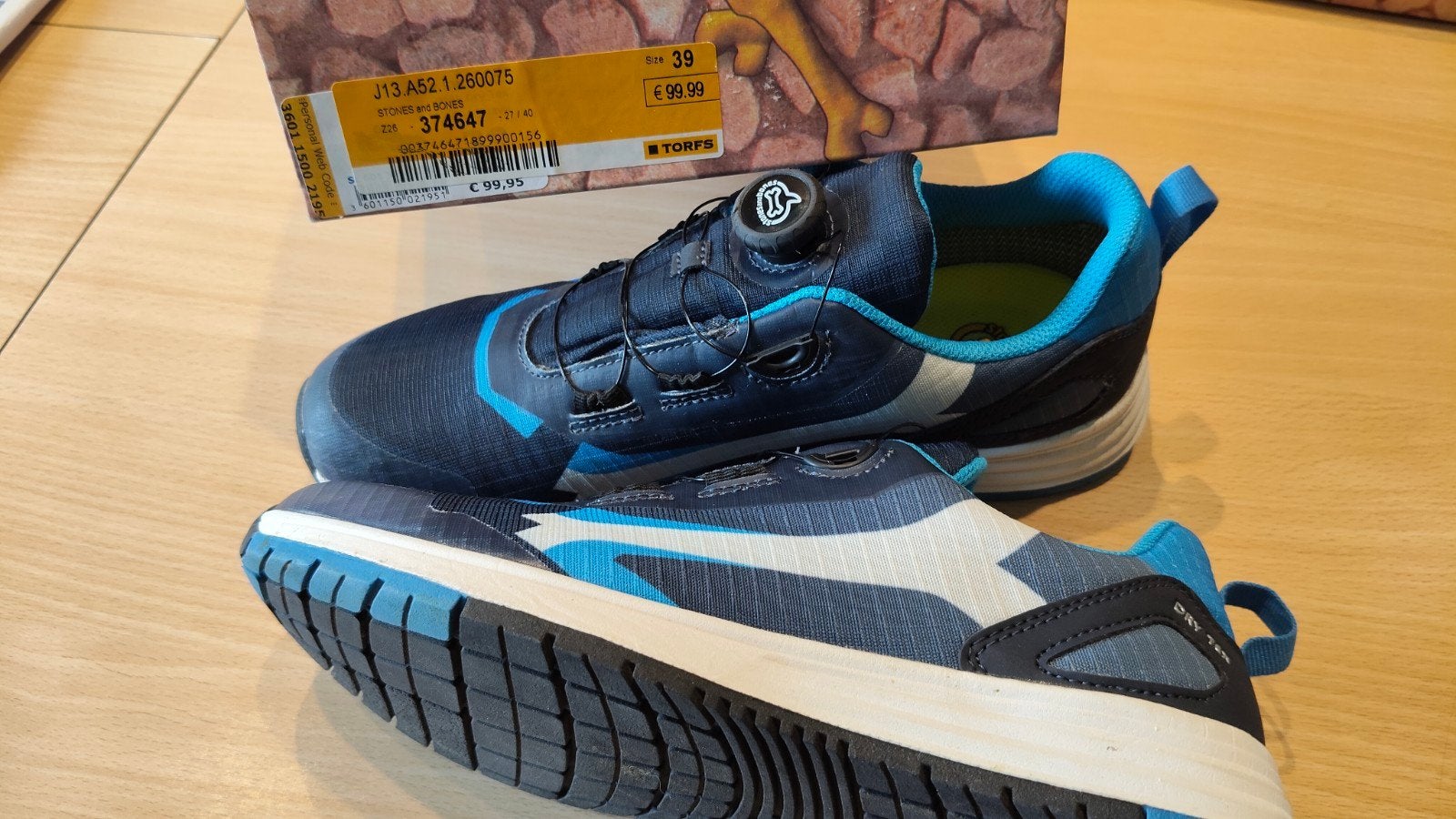 donkerblauwe sportschoenen maat 39 merk: stones and bones, Sports & Fitness, Autres marques, Enlèvement ou Envoi, Comme neuf, Autres types