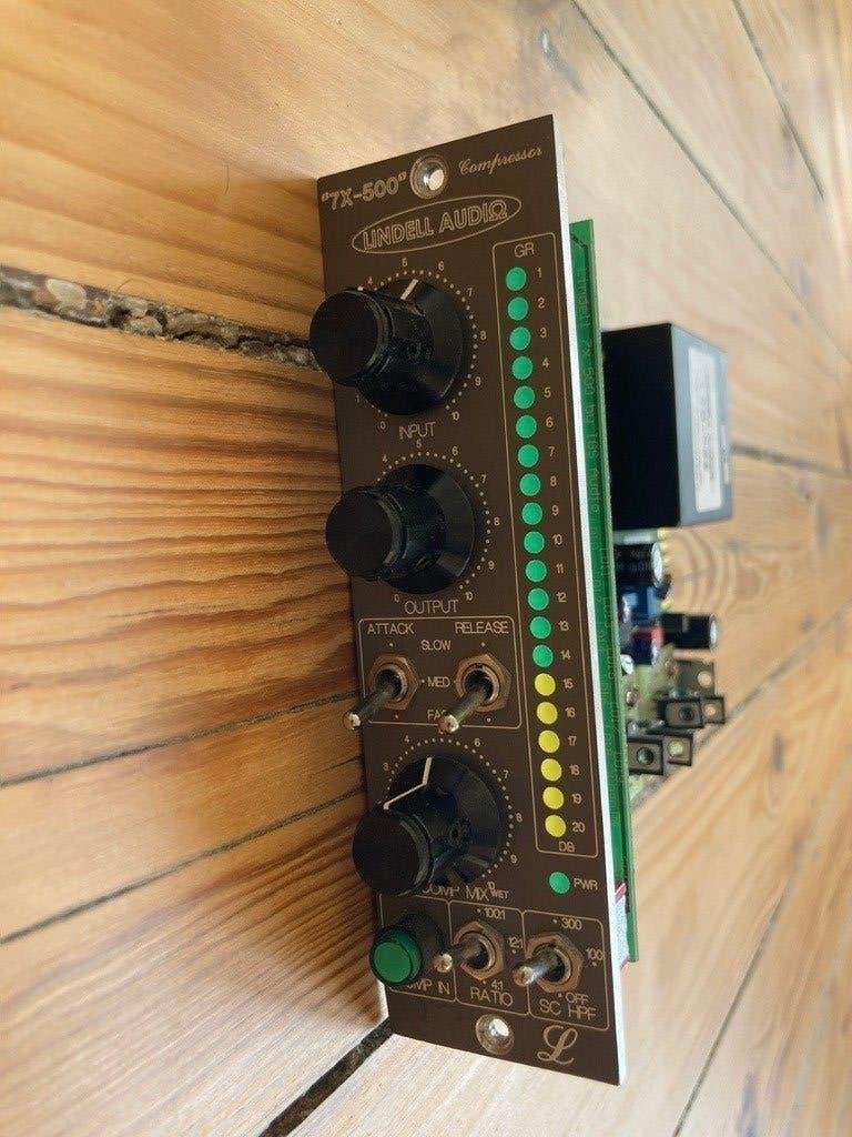 Lindell Audio 7X-500 FET Style compressor 500 series, Enlèvement ou Envoi