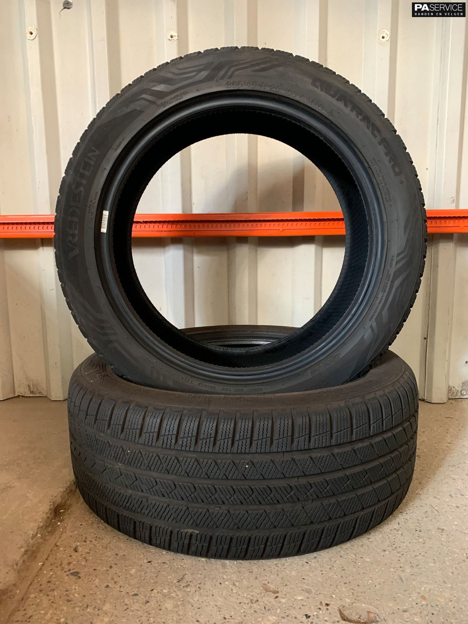 2x Vredestein All Season 265 45 20 met 7.4 mm, Auto-onderdelen, Banden en Velgen, Gebruikt, -, 265 mm, -