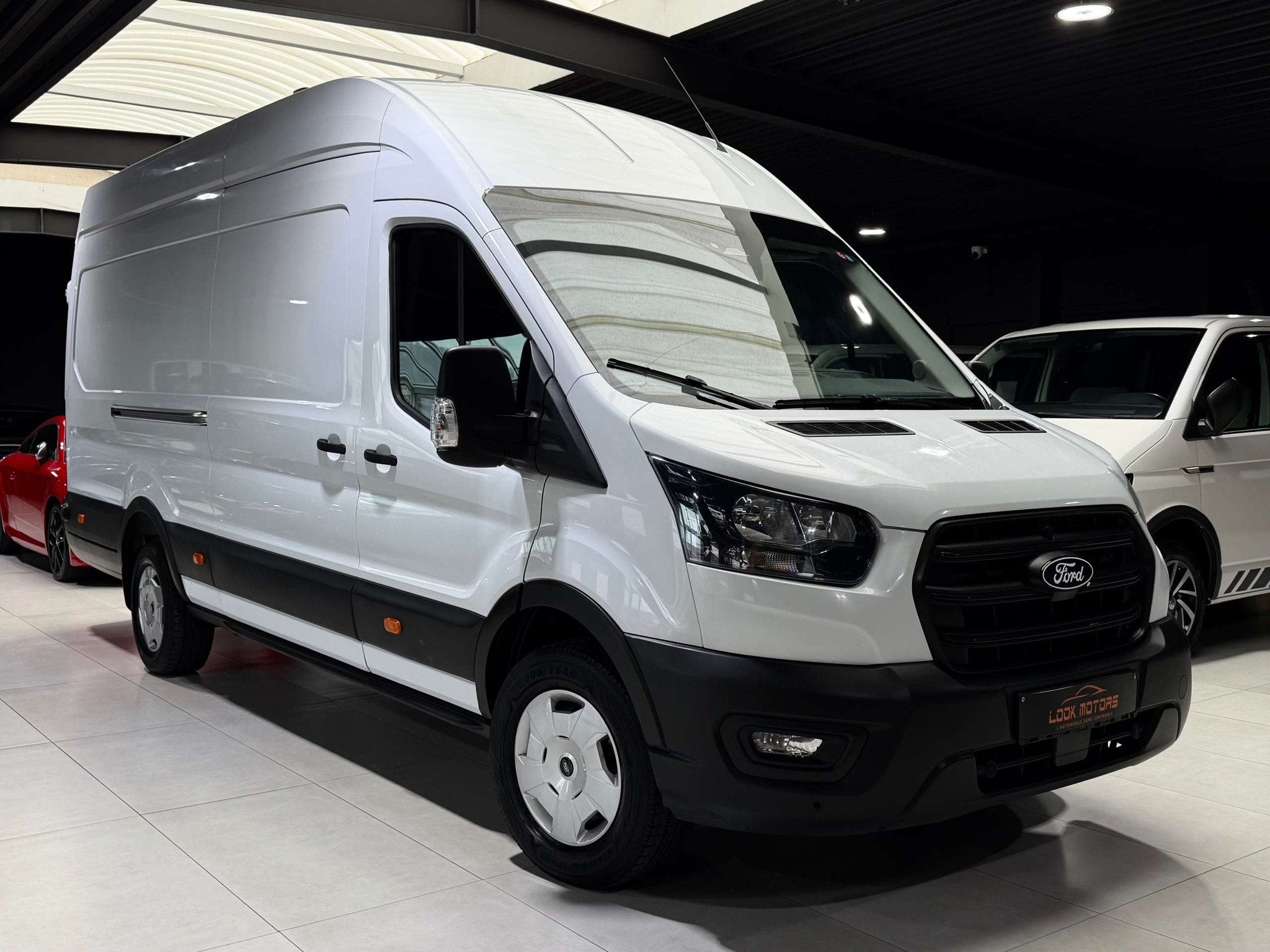 Ford Transit 2.0 TDCI 130CV L4 H3 CHASSIS EXRA LONG 3 PLACES, Autos, Achat, Entreprise, 3 places, Boîte manuelle