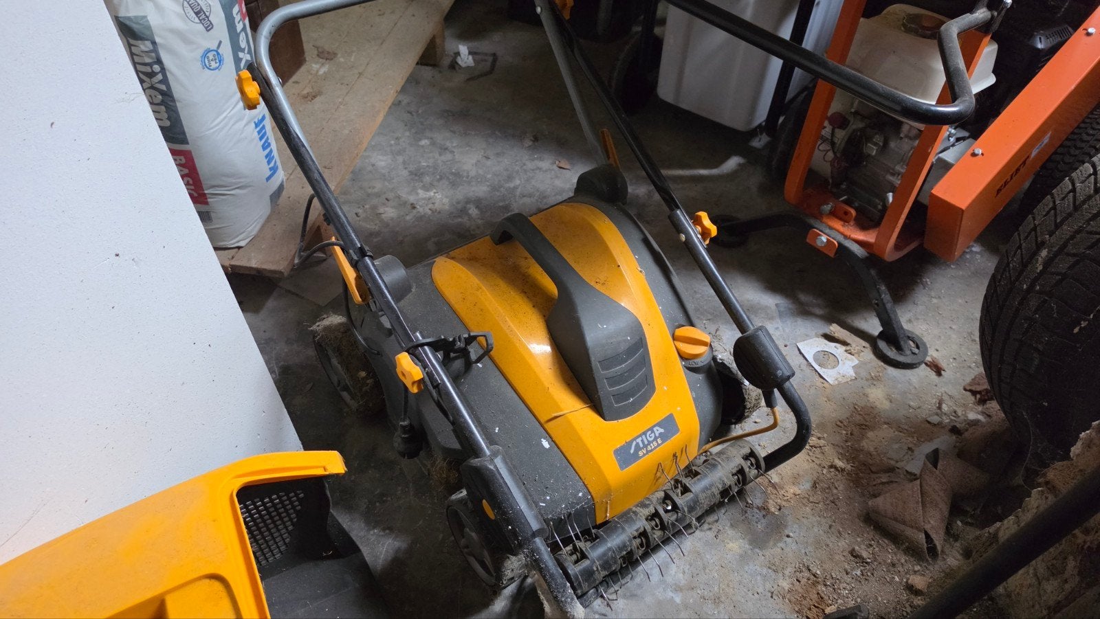 Scarificateur Stiga
SV 415 E