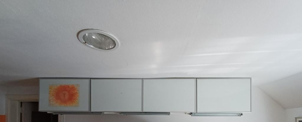 4 moderne ikea kastjes naast elkaar, Ophalen