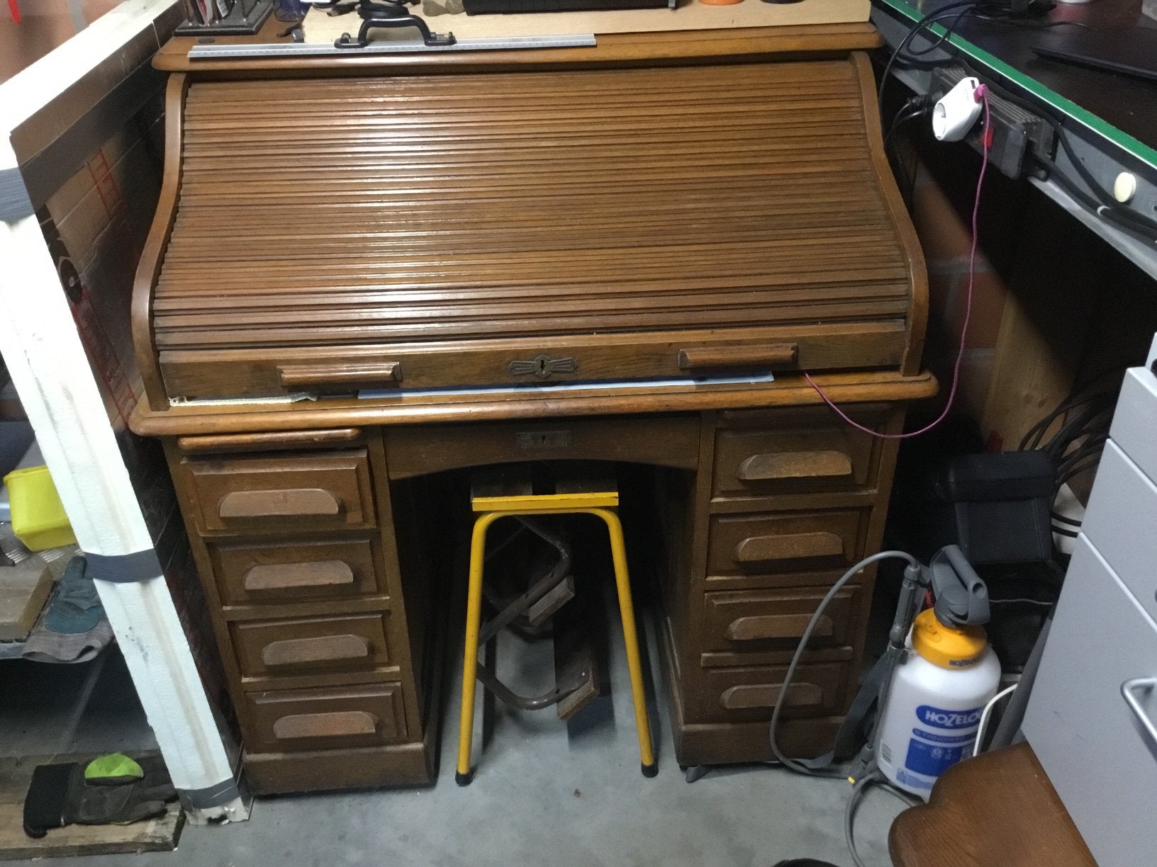 Vintage rolluikbureau, Maison & Meubles, Armoires | Secrétaires, Enlèvement, Utilisé, Jaren 1900. Engelse stijl