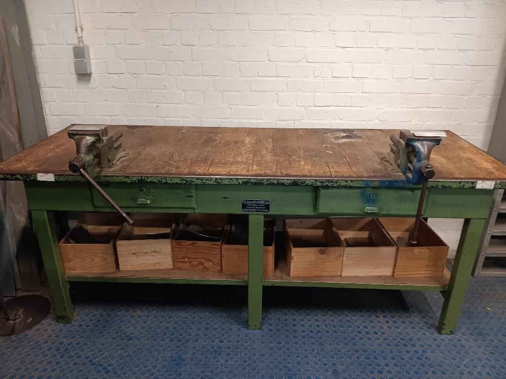 Authentieke vintage werkbanken, meerdere exemplaren, Ophalen