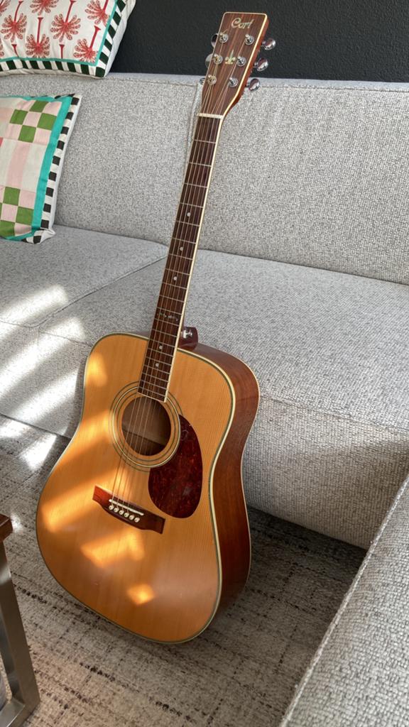 Zeldzame Cort Earth 200 made in Korea, Musique & Instruments, Instruments à corde | Guitares | Acoustiques, Enlèvement ou Envoi