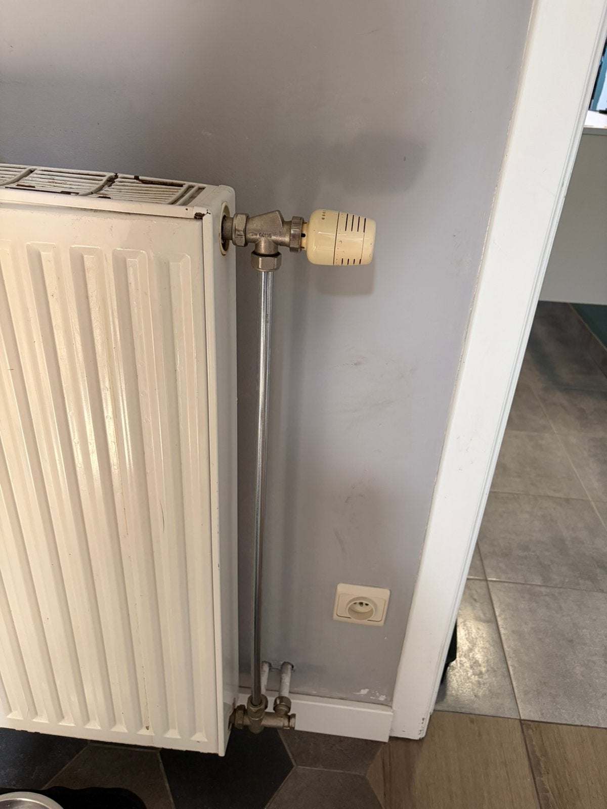 radiateur 80haut sur 110, Enlèvement, Comme neuf, Radiateur