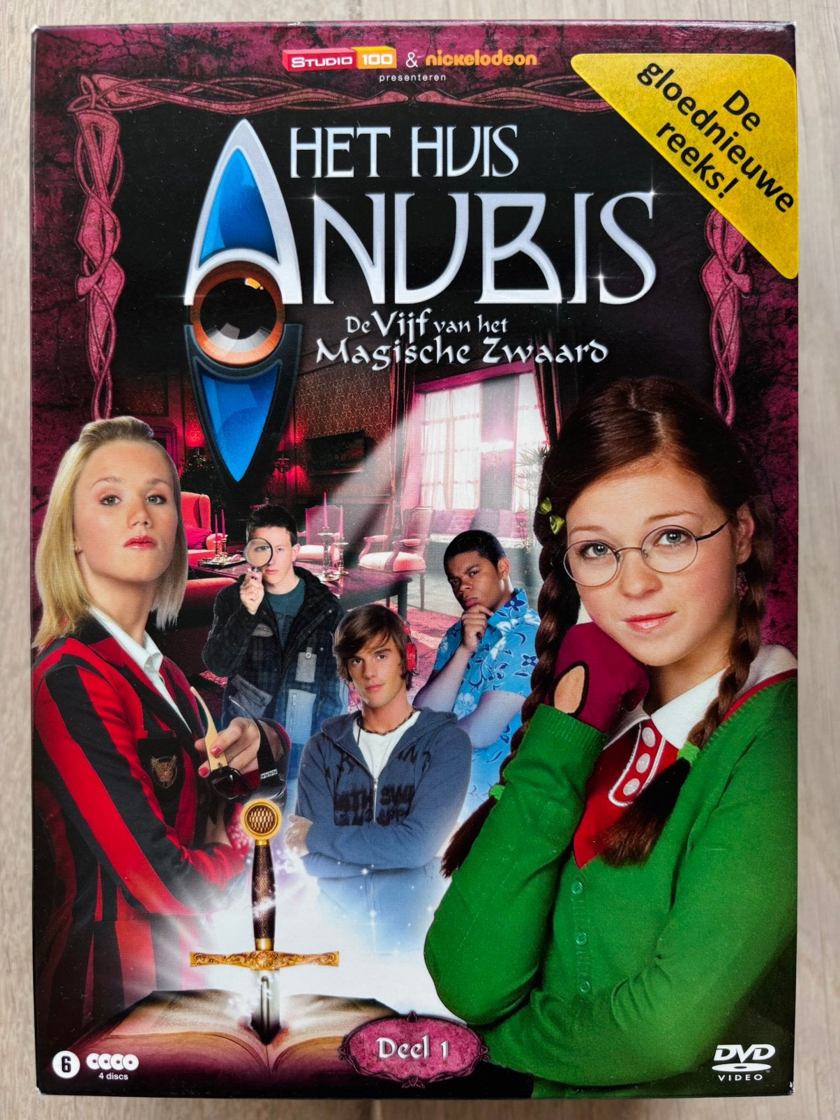 Het Huis Anubis DVD: Vijf van het Magische Zwaard: reeks 1, Seizoen 1, Alle leeftijden, Zo goed als nieuw, Actie en Avontuur