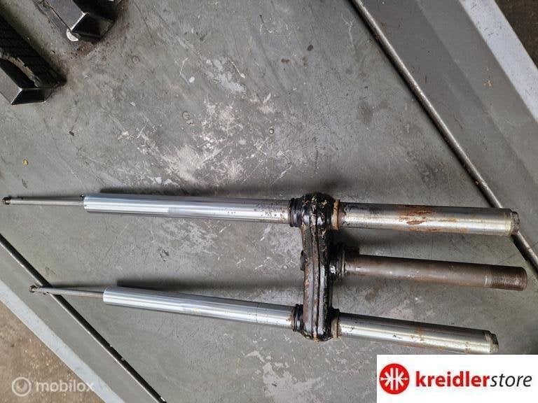 Kreidler voorvork kroonstuk met binnenwerk model 1973-1982, Fietsen en Brommers, Brommeronderdelen | Kreidler, Gebruikt, Kreidler