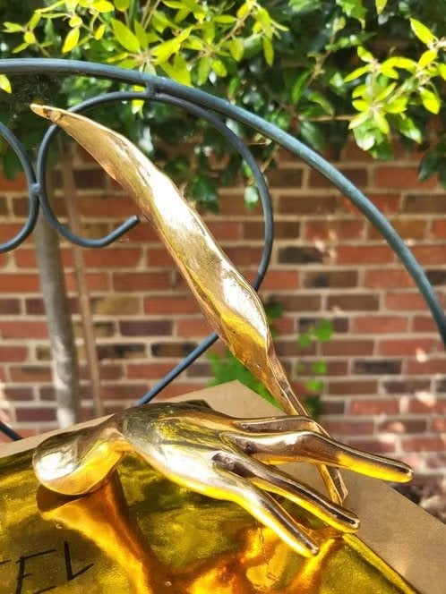 Prachtig Brons Beeld "Main à la plume" – Yves Lohé, Antiek en Kunst, Ophalen of Verzenden, Brons