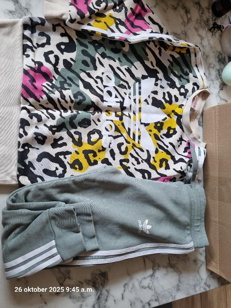 set adidas, Adidas, Jongen of Meisje, Ophalen of Verzenden, Zo goed als nieuw