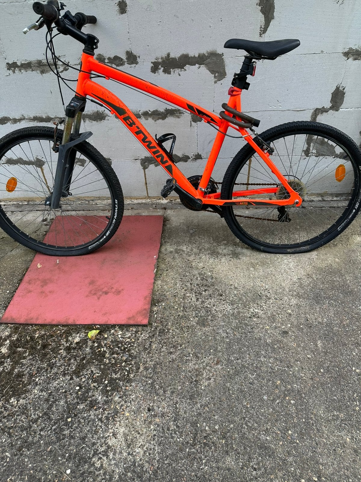 Btwin fiets, Fietsen en Brommers, Ophalen, Zo goed als nieuw