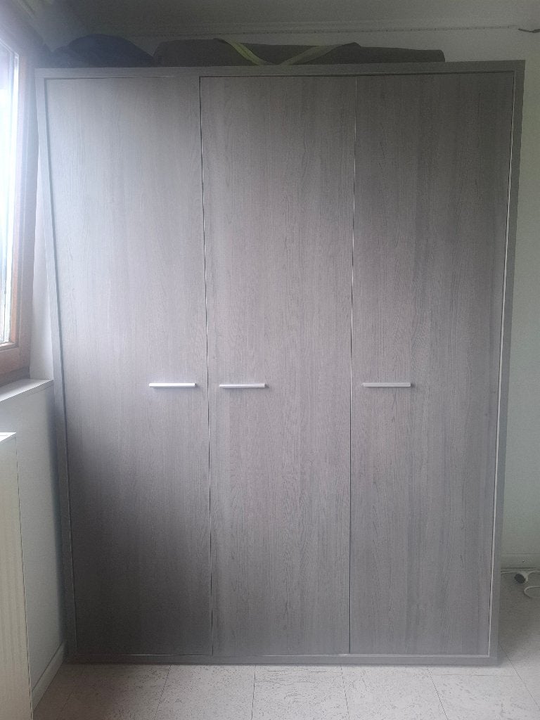 Kleerkast 3-deurs, Ophalen, Met deur(en), Gebruikt, 200 cm of meer