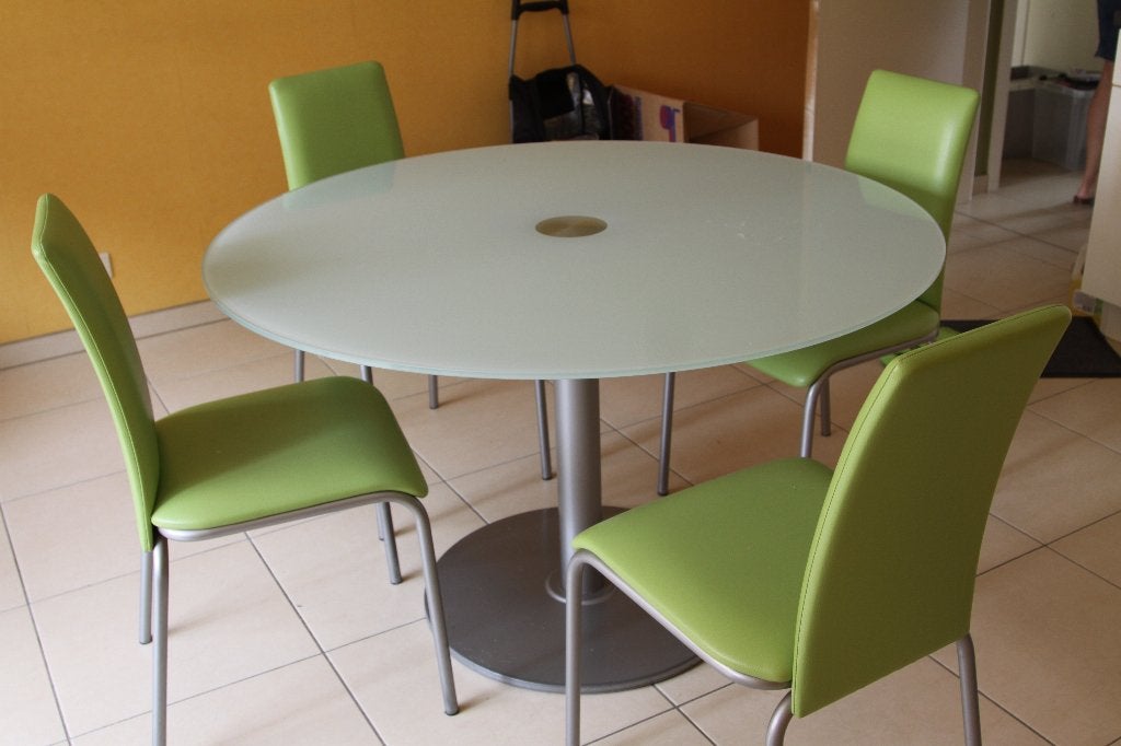 tables de salle à manger, Quatre personnes, Enlèvement ou Envoi, Rond, 50 à 100 cm