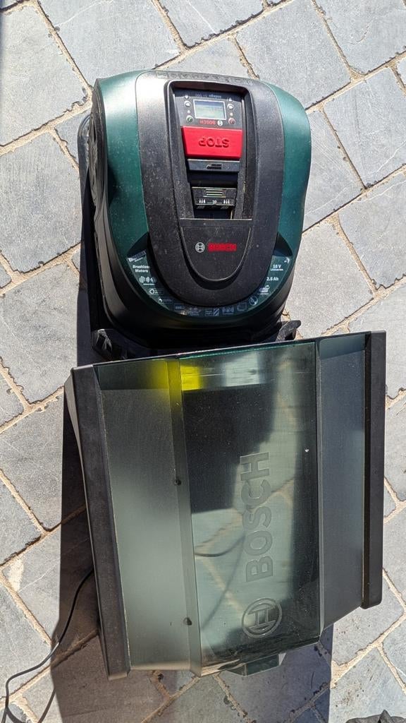 Bosch Indego S+ 500 robotmaaier – compleet met accessoires, Tuin en Terras, Robotmaaiers, Ophalen