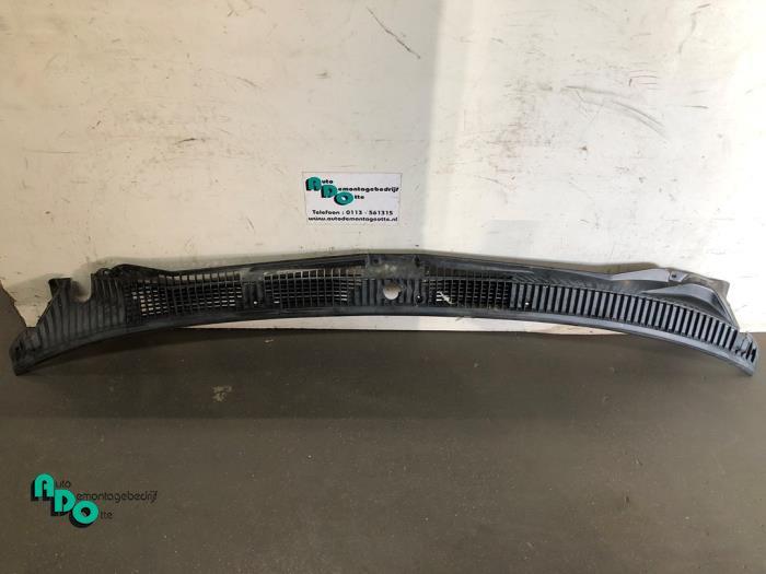 Paravent van een Toyota Starlet (Starlet 90-) (O40), Auto-onderdelen, Carrosserie, Toyota, Gebruikt, 3 maanden garantie, Ophalen of Verzenden