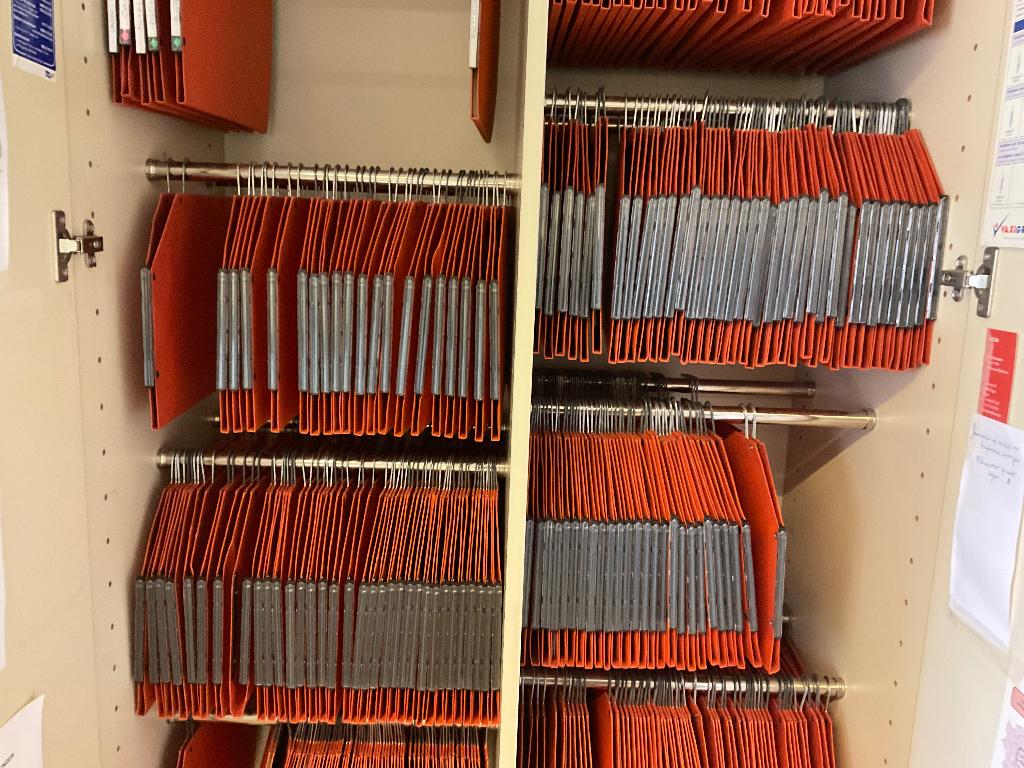Hangmappen met steun, Ophalen, Zo goed als nieuw