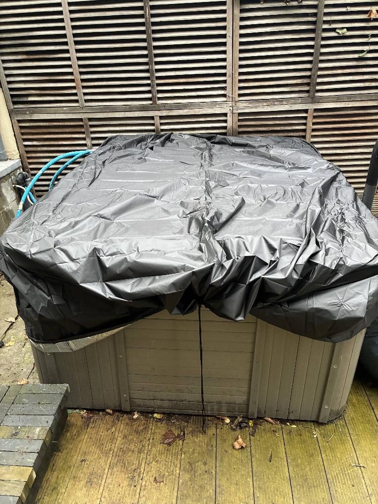 Jacuzzi, Ophalen
