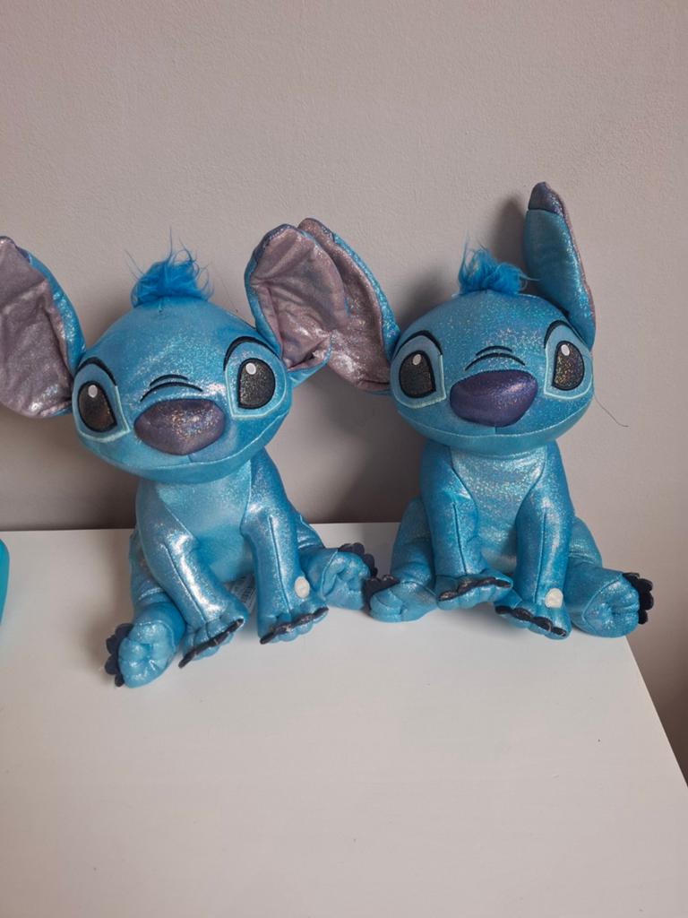 Blinkende stitch met musiek, Ophalen