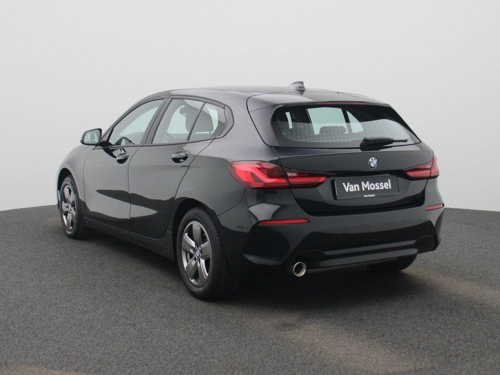 BMW 1 Serie Hatch 116iA (80 kW) (automatique), Autos, Achat, Entreprise, Carnet d'entretien, 1415 kg