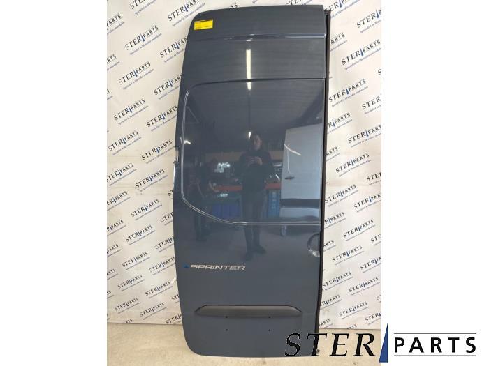 Portière arrière camionnette d'un Mercedes Sprinter, 3 mois de garantie, Utilisé, Porte, -