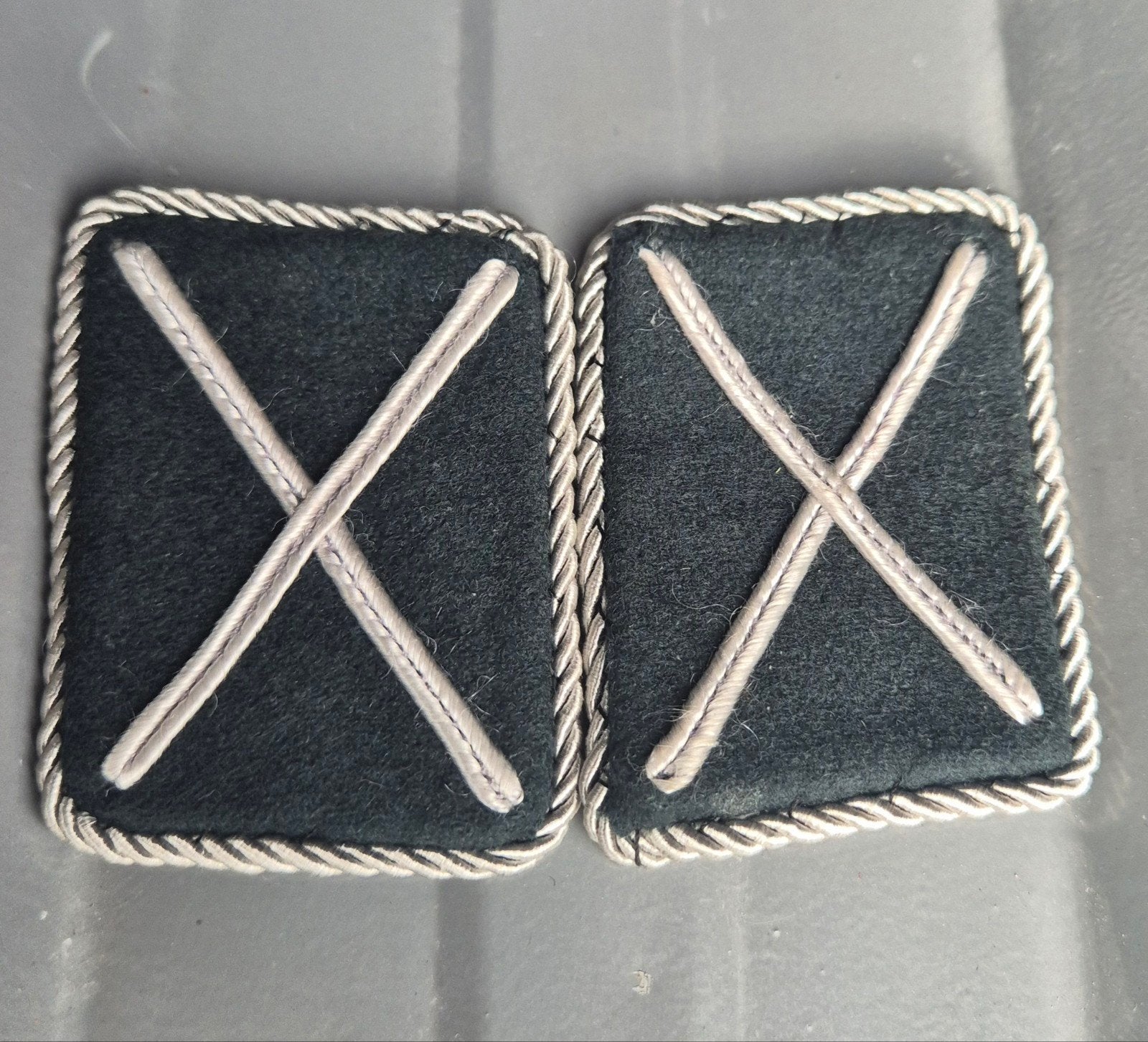pattes de col belge ww2, Collections, Enlèvement ou Envoi