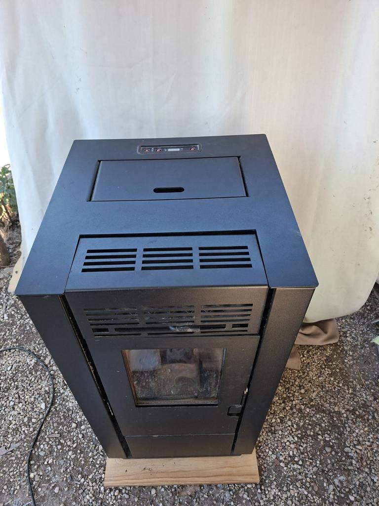 Krachtige Pelletkachel Stover 270-2 S-line (8.24kW), Ophalen