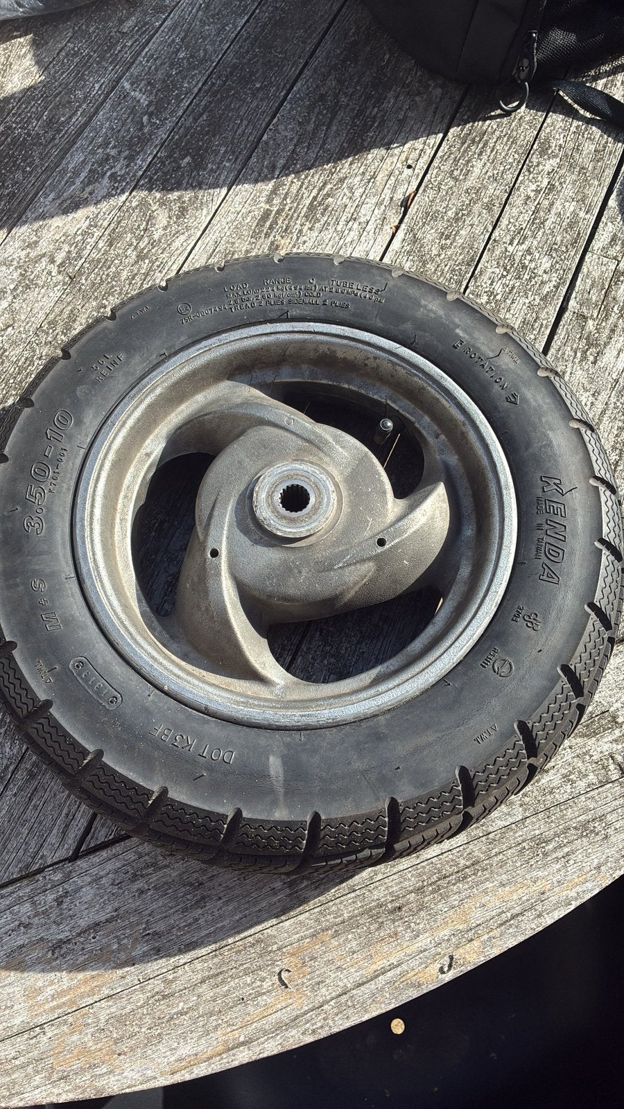 🛞 10 inch band + velg te koop, Fietsen en Brommers, Ophalen, Zo goed als nieuw