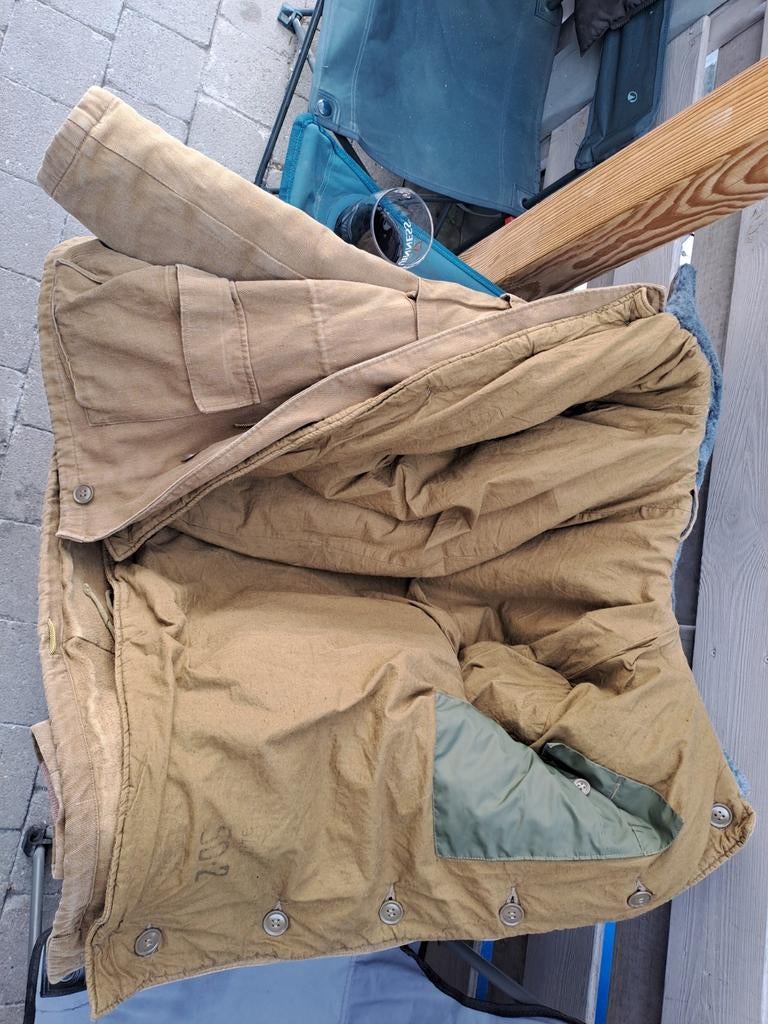 Soviet/ sovjet afganka afghanka legerjas, Verzamelen, Ophalen