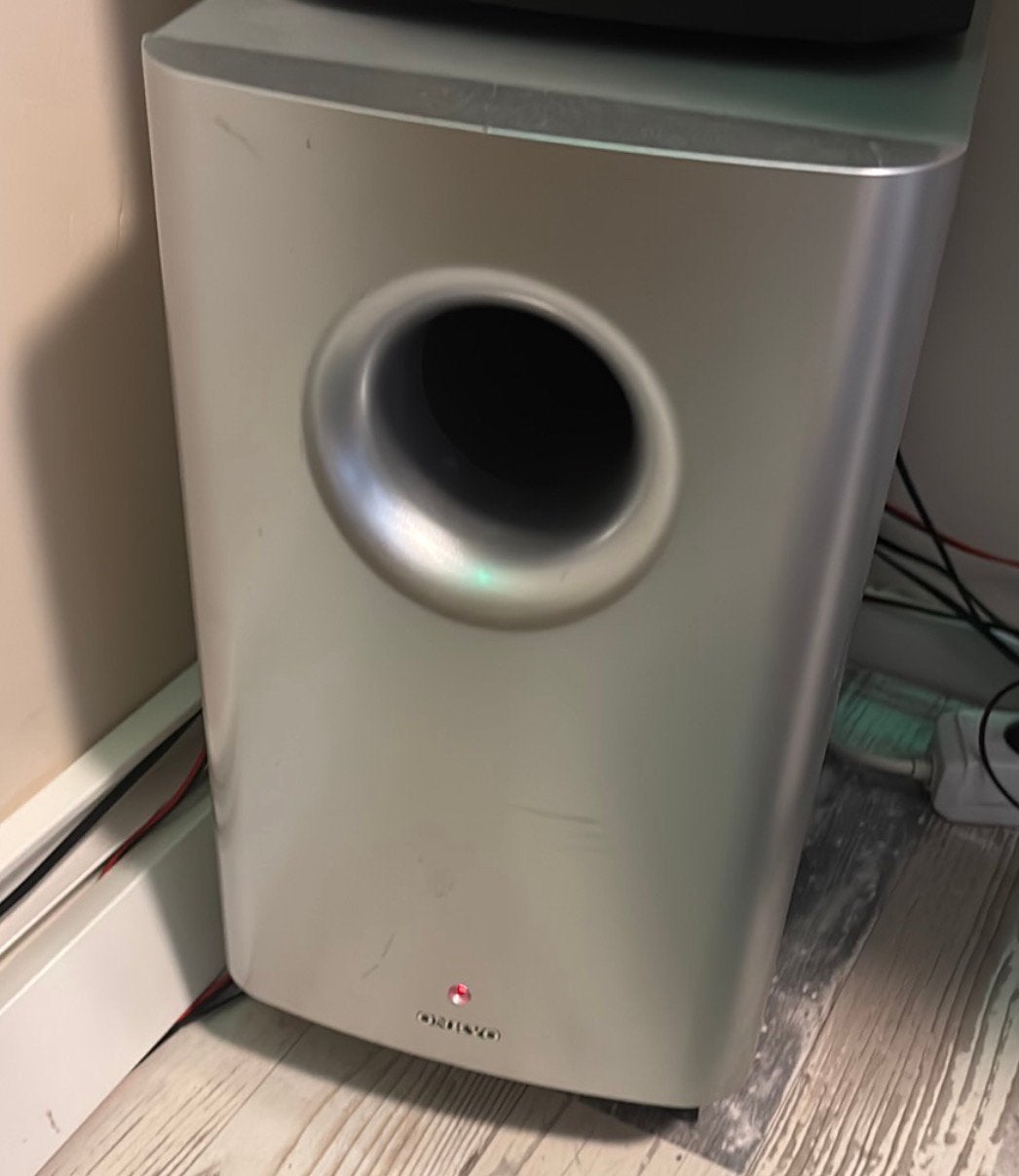 Actieve subwoofer onkyo, Ophalen, Zo goed als nieuw, Subwoofer