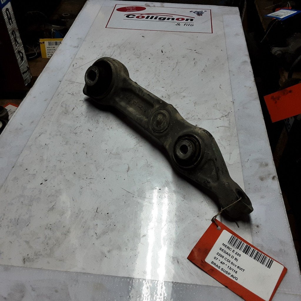 DRAAGARM LINKS VOOR Mercedes-Benz E (W211) (21103100), Gebruikt, Mercedes-Benz, Mevr. I. Hauben, Rue de l'Espoir 34 34
4030  GRIVEGNÉE, BE