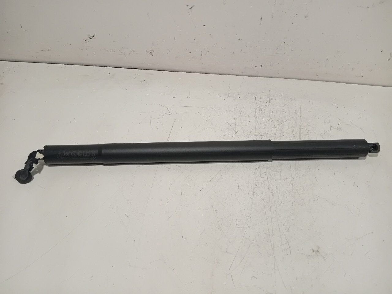 Gasdrukveer rechts achter BMW 2 serie, Onderdelen@venauto.nl, Van der Ven Autorecycling B.V., Gebruikt, Ettenseweg 76, 4706 PB Roosendaal, The Netherlands