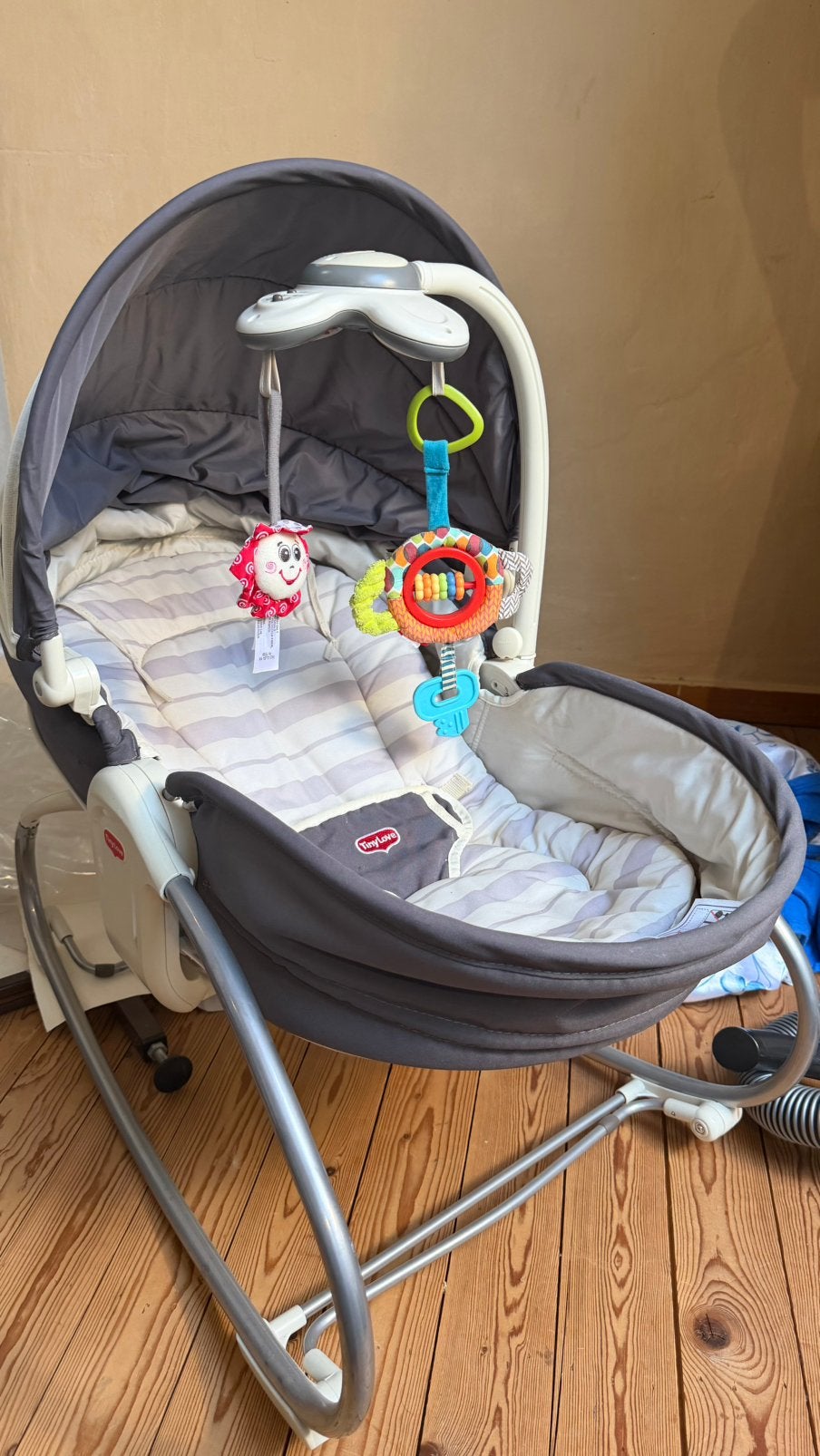Tiny love schommel/wipstoel baby, Kinderen en Baby's, Wipstoeltjes, Ophalen, Zo goed als nieuw, Wipstoel