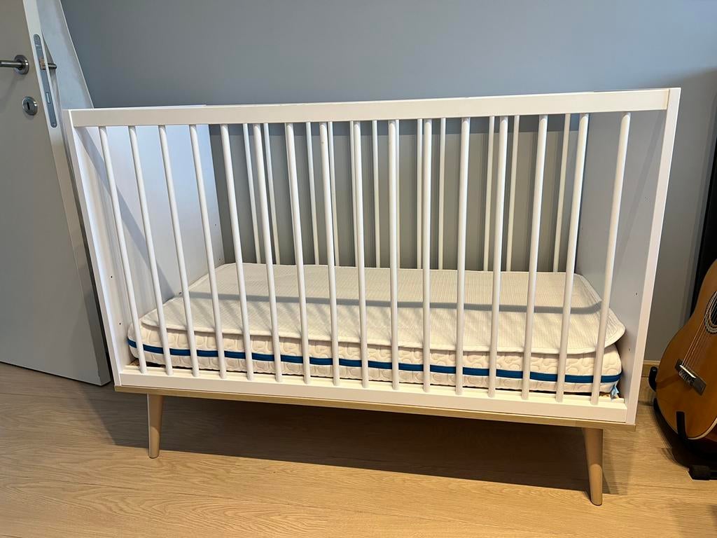 Quax Flow babybed + Aerosleep Evolution matraspakket, Kinderen en Baby's, Gebruikt, Minder dan 140 cm, Minder dan 70 cm, Ophalen