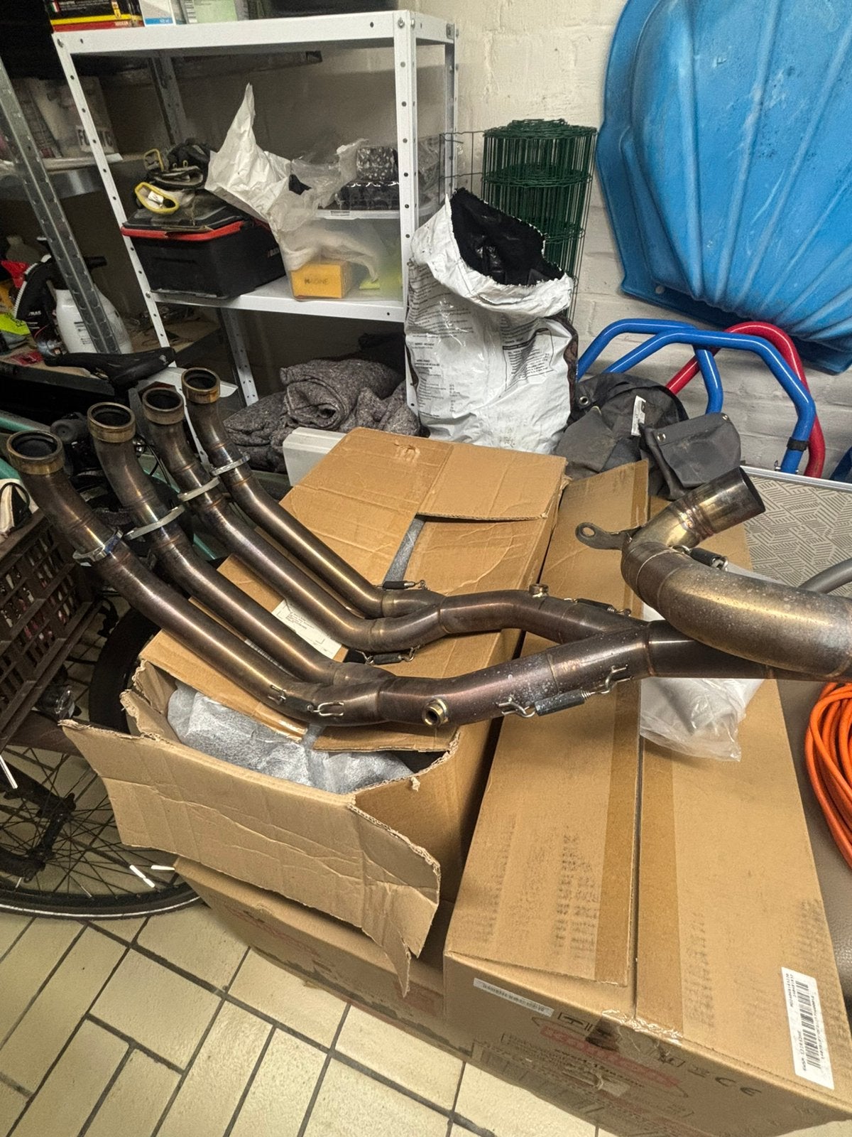 Uitlaat lijn honda cb1000r sc80, Motoren, Ophalen, Gebruikt