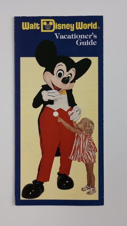 Walt Disney World vacationer's guide 1978, Ophalen of Verzenden, Mickey Mouse, Zo goed als nieuw, Overige typen