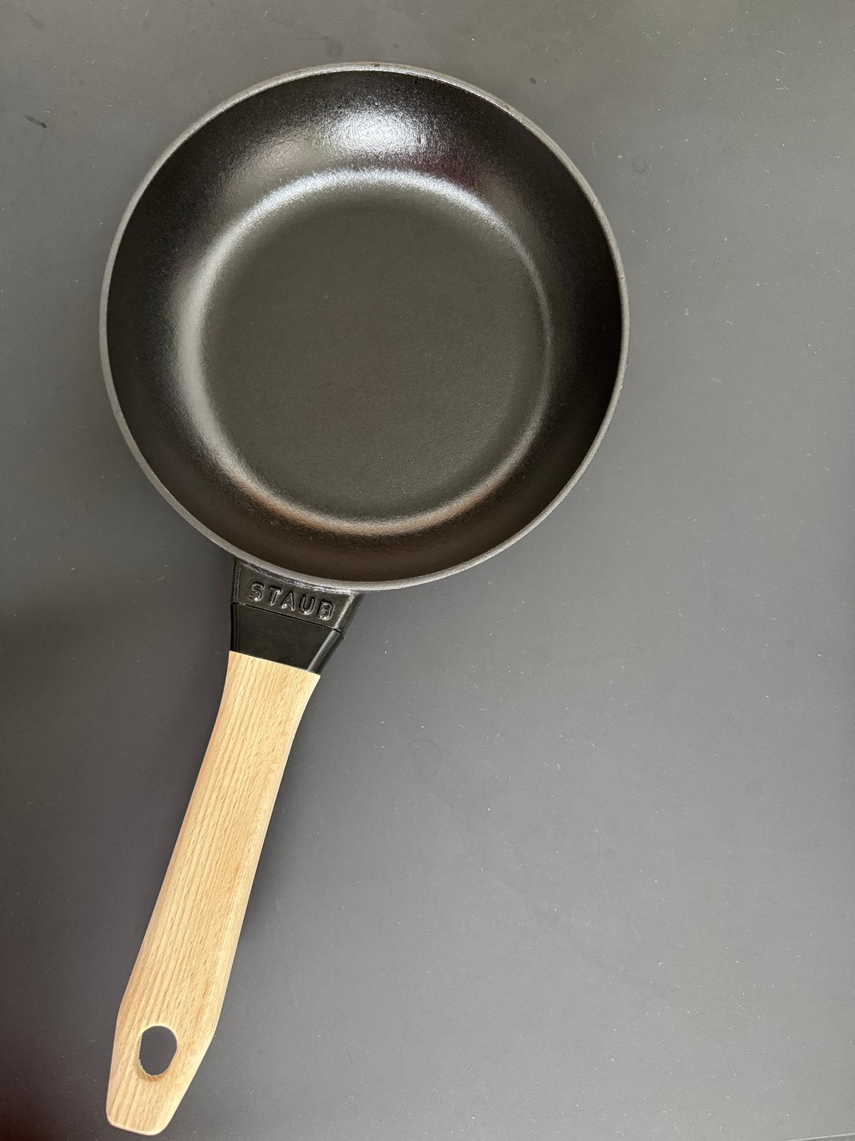 Staub pan 20 cm, Enlèvement, Comme neuf