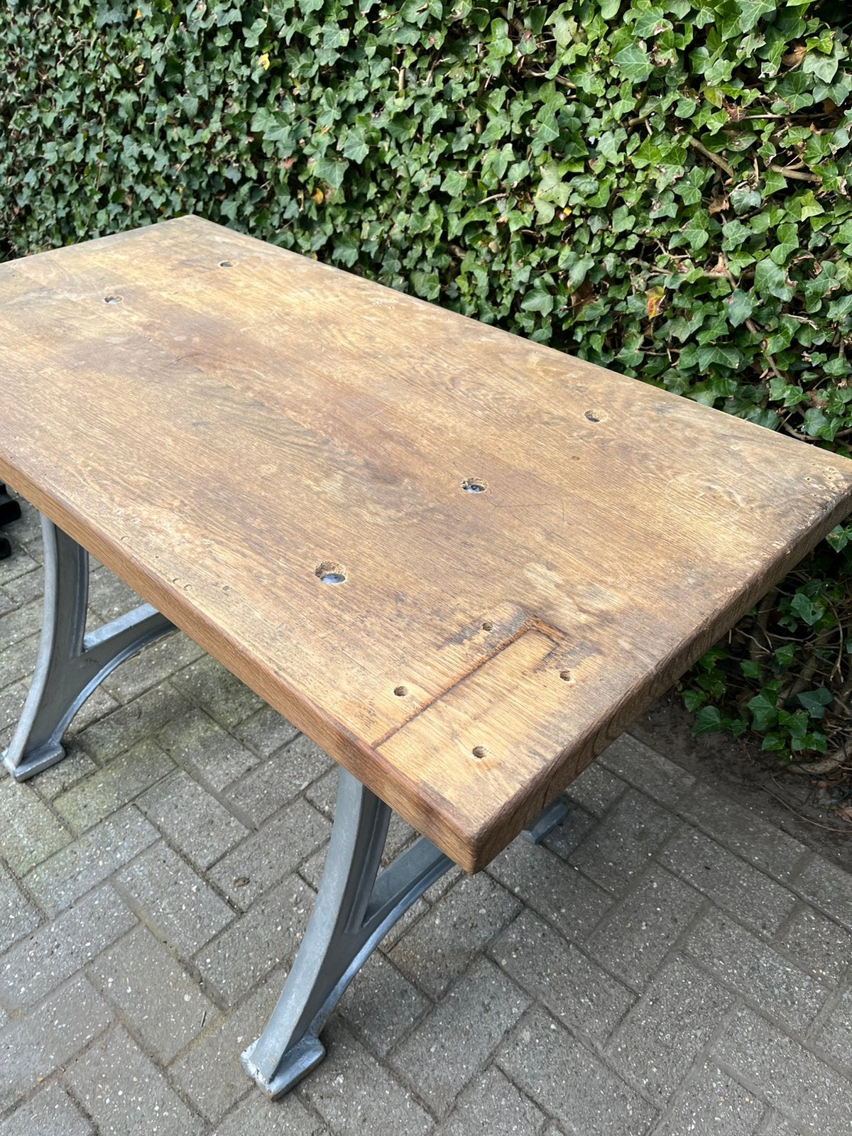 Établi avec cadre en fonte, Enlèvement, Utilisé, 120 à 170 cm